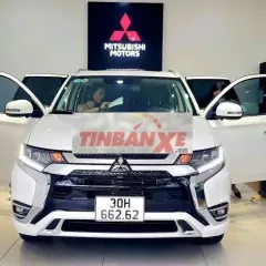 Mitsubishi Outlander Premium 2022 Trắng 46.000 km