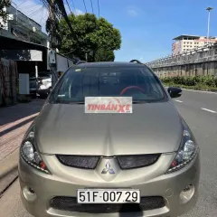 Mitsubishi Grandis 2006 Tự động Vàng cát