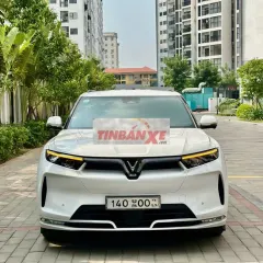 VinFast VF9 Plus 2025 Trắng 7 chỗ 21.000 km