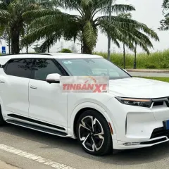 VinFast VF9 Plus 2025 Trắng 5.600km