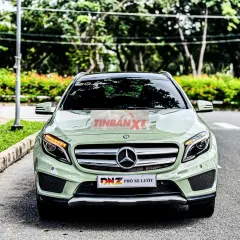 Mercedes GLA 250 4MATIC 2015 -5500miles
