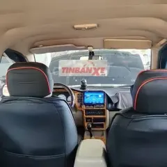 Isuzu Xe 7 chỗ màu Đen