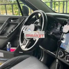 Subaru Forester Xanh 5 chỗ