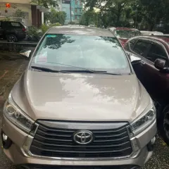 Toyota Innova 2021