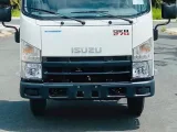 gia-xe-tai-isuzu-qmr77he4-tinbanxe-2.png
