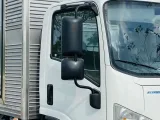gia-xe-tai-isuzu-qmr77he4-tinbanxe-3.png