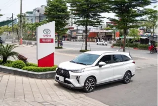 Toyota Veloz Cross: MPV B Doanh Số 36.535 Xe, Giá 638 Triệu
