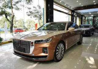 Cận cảnh sedan Hongqi H9 mới ra mắt tại Việt Nam có giá bán gần 2,7 tỷ đồng