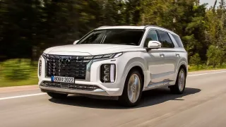Hình ảnh Hyundai Palisade 2023 bị lộ trong quá trình thử nghiệm