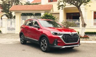 Xe Trung Quốc BAIC X55 giảm giá sốc nhằm cạnh tranh với 