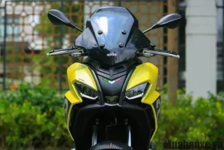 Thiết kế đầu xe Aprilia SR GT 200
