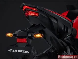 Thiết kế đuôi xe Honda CBR150R