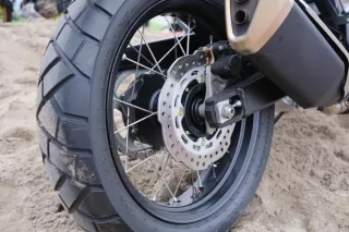 Mâm và lốp xe Honda Transalp