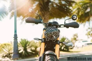 Triumph Scrambler 400 X