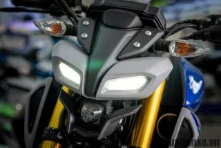 Thiết kế đầu xe Yamaha MT-15