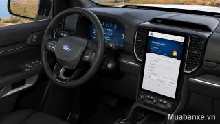 Ford Everest vô lăng và màn hình giải trí