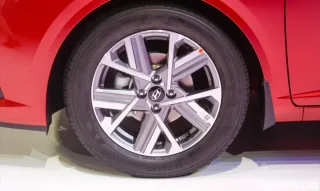 Mâm và lốp xe Hyundai Accent