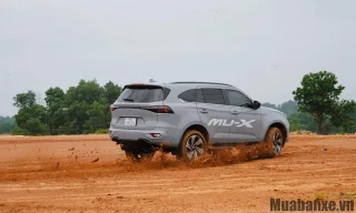 Thiết kế đuôi xe Isuzu Mu X