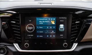Trang bị tiện nghi & giải trí Isuzu Mu X