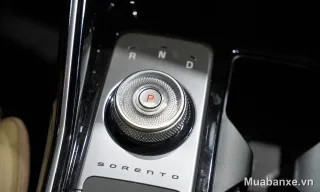 Kia Sorento cần số cận cảnh