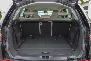 Khoang hành lý Land Rover Discovery Sport