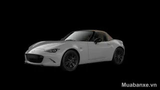 Mazda MX-5 màu xám 3/4 trước