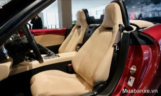 Mazda MX-5 hàng ghế trước màu be