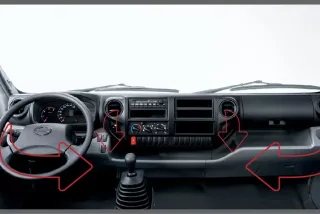 Nội thất Hino XZU720L