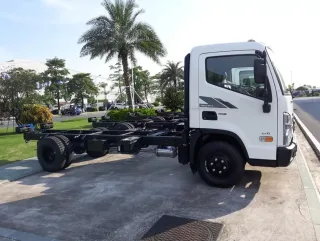 Ngoại thất HYUNDAI New Mighty