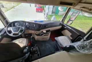 Nội thất FAW JH6-460HP