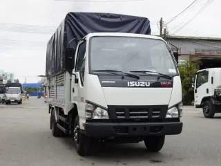 Ngoại thất ISUZU QKR 230