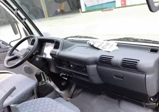 Nội thất ISUZU QKR 230
