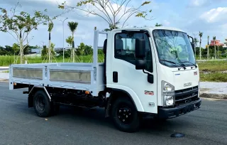 Ngoại thất ISUZU QKR 230