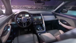 Nội thất Jaguar E–Pace