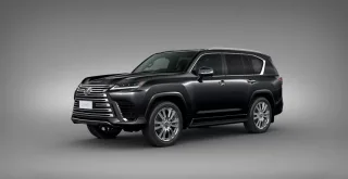 Lexus LX 600 màu đen