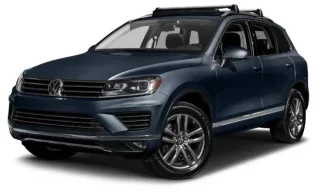Volkswagen Touareg màu xanh