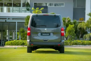 Ngoại thất Peugeot Traveller