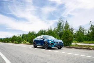 Ngoại thất Peugeot 408