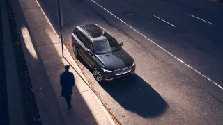 Volvo XC90 màu đen
