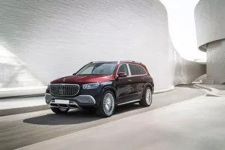 Mercedes Benz Maybach GLS 600 màu đỏ
