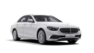 Mercedes Benz E200 màu trắng