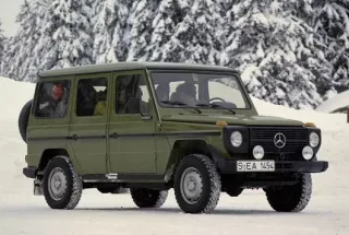 Mercedes Benz AMG G63 màu xanh lá
