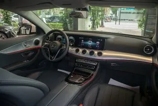 Nội thất Mercedes Benz E180