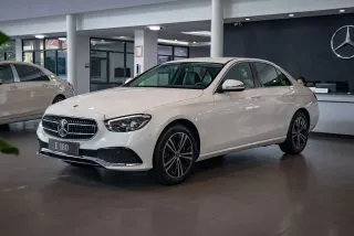Ngoại thất Mercedes Benz E180