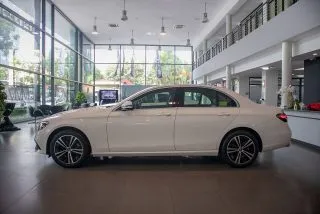 Ngoại thất Mercedes Benz E180