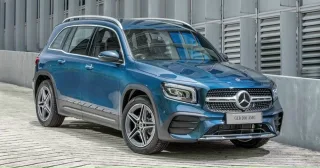 Mercedes Benz GLB 200 màu xanh lá