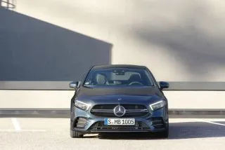 Ngoại thất Mercedes Benz AMG A35 4Matic