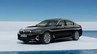 BMW 530i màu đen