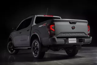 Ngoại thất Nissan Navara