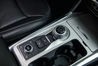 Nội thất Ford Explorer